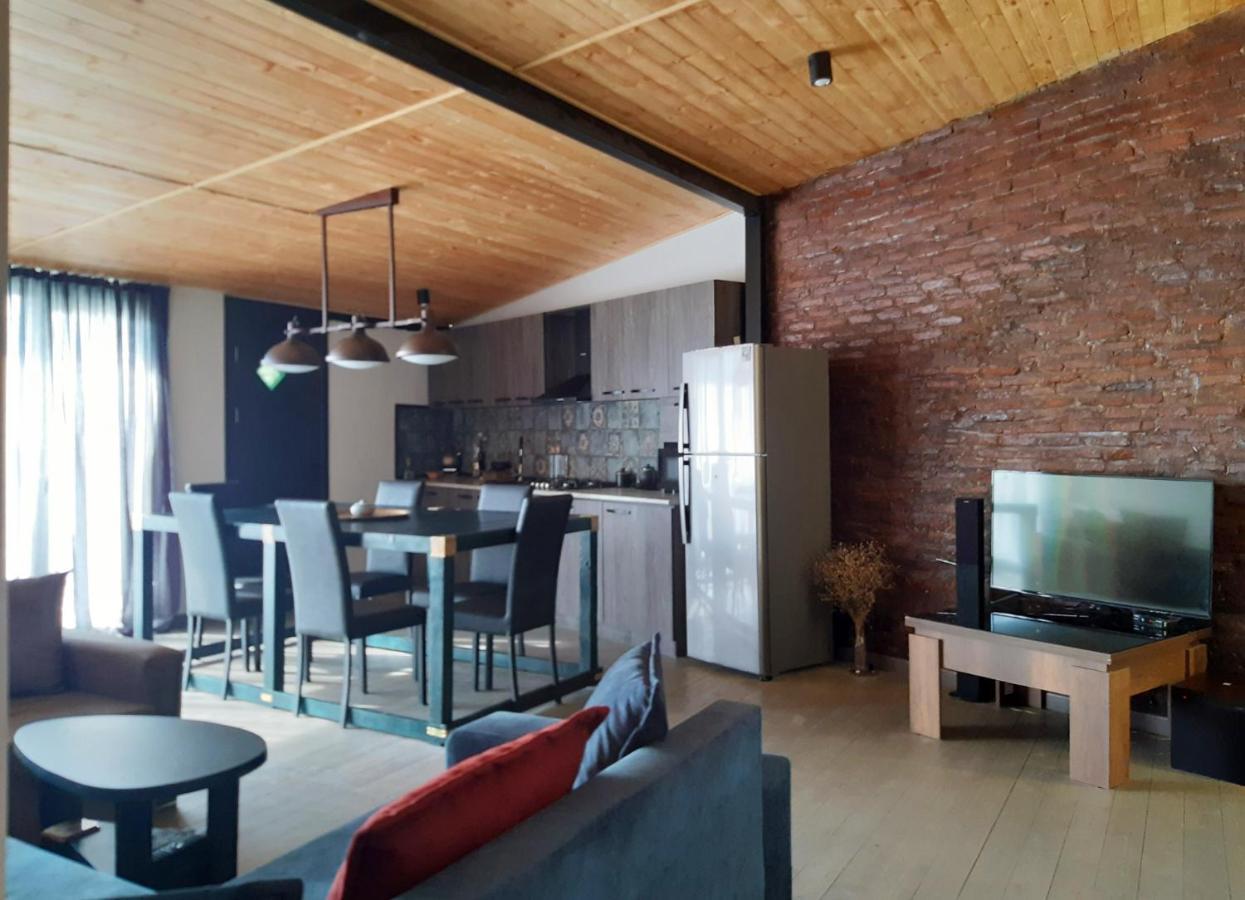 View Apartment ティビリシ エクステリア 写真